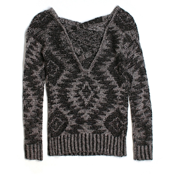 Aztec sweater - Picture 2 of 2